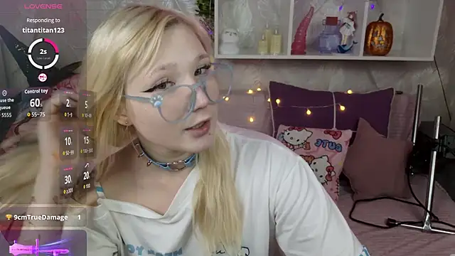 MeowkaKitty online show from 10/29/25, 02:03