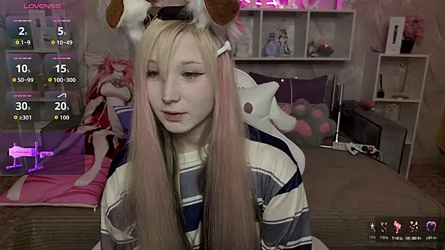 MeowkaKitty online show from 03/29/26, 01:49