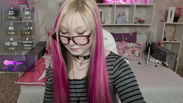 MeowkaKitty online show from 04/04/26, 01:37