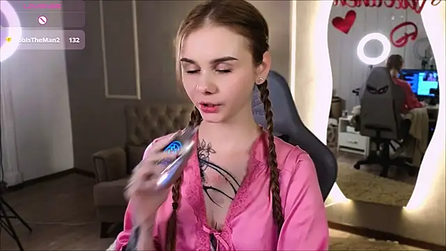 Britney Lynch online show from 02/14/25, 12:09