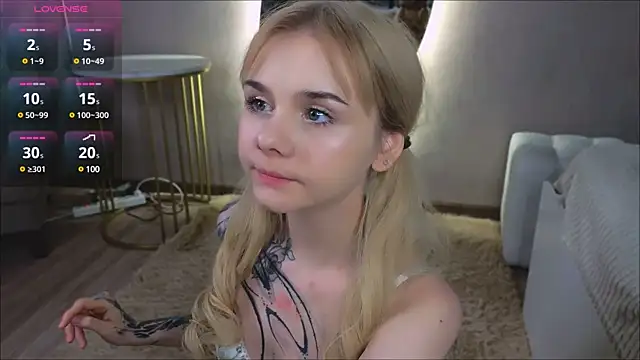 Britney Lynch online show from 03/10/25, 08:34