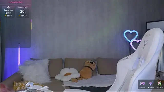 Britney Lynch online show from 03/20/25, 08:08