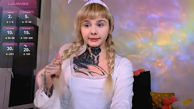 Britney Lynch online show from 03/26/26, 07:08