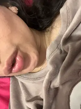 lylyacachonda online show from 06/01/26, 06:31
