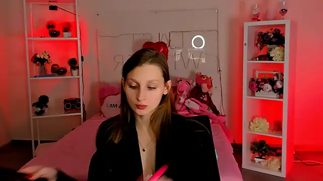Snapshot of EllaHorton chatting on 02/27/25, 12:56 EllaHorton online show from 02/27/25, 12:56