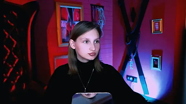 Snapshot of EllaHorton chatting on 09/30/25, 04:34 EllaHorton online show from 09/30/25, 04:34