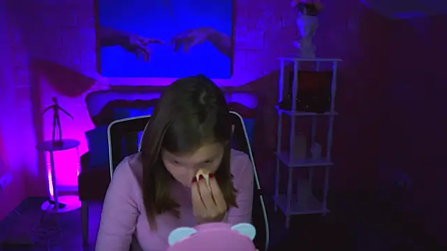 EllaHorton online show from 11/10/25, 08:35