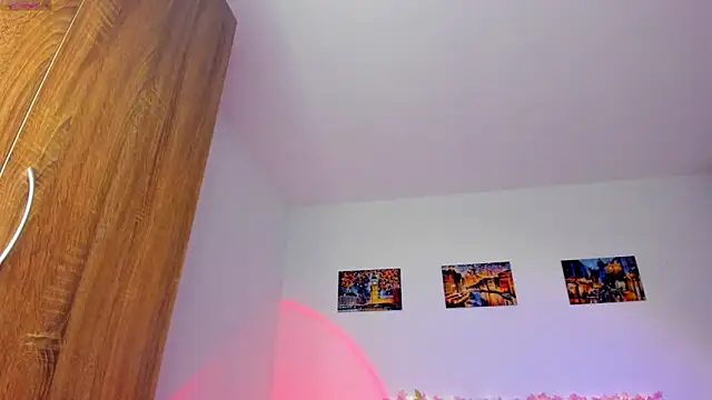 Snapshot of engell_brunet chatting on 12/21/24, 08:28 engell brunet online show from 12/21/24, 08:28