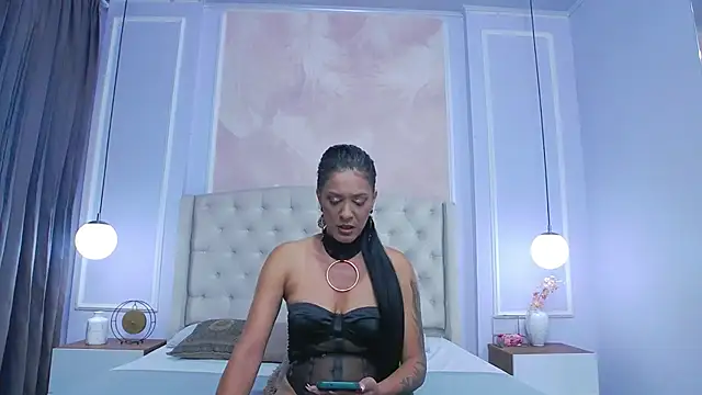 JoannaCox online show from 12/01/25, 07:41