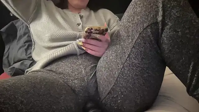 sexylilly69 online show from 02/16/25, 01:47