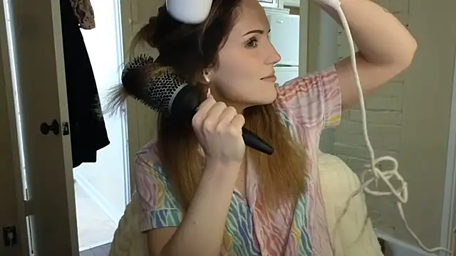 sexylilly69 online show from 05/07/26, 01:44