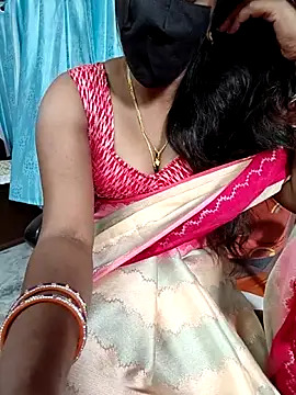 Snapshot of indian-adhaya chatting on 06/08/26, 11:10 indian-adhaya online show from 06/08/26, 11:10