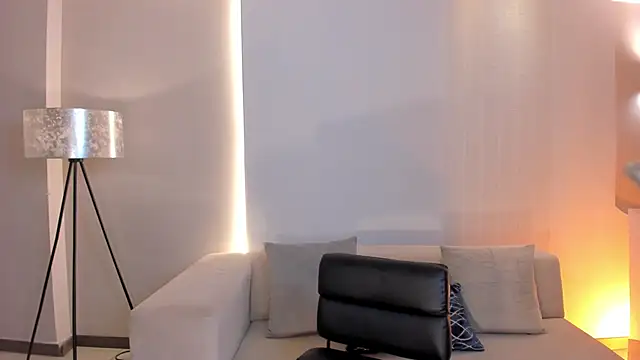 GigiLee  online show from 01/30/25, 02:16