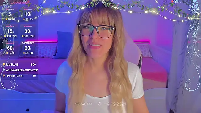 estivalae online show from 12/19/24, 08:34