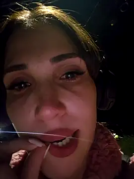 Irresistible24 online show from 12/21/25, 02:41