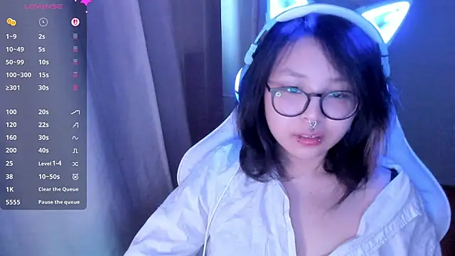 Snapshot of maydaykimmy chatting on 04/23/26, 02:46 maydaykimmy online show from 04/23/26, 02:46