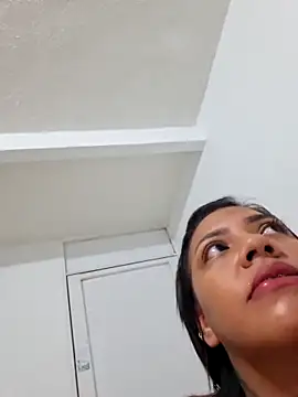 CanelitaPasion online show from 11/10/25, 10:31