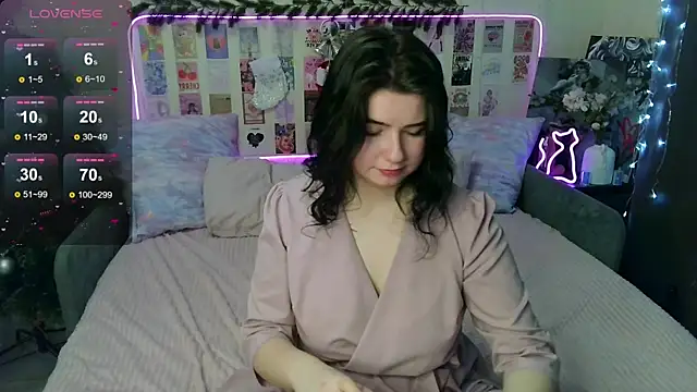 Snapshot of ss-katekisa-ss chatting on 12/16/24, 01:21 ss-katekisa-ss online show from 12/16/24, 01:21