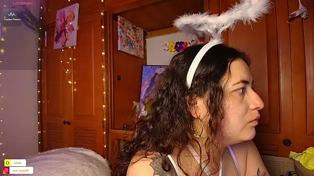 Snapshot of eva_rosse69 chatting on 04/11/26, 11:03 eva rosse69 online show from 04/11/26, 11:03