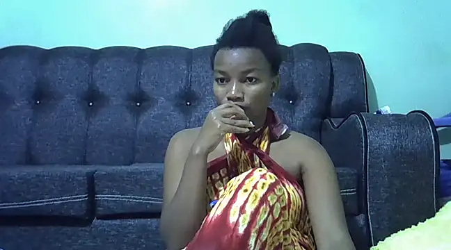 Snapshot of prettychoco1 chatting on 02/09/25, 05:11 prettychoco1 online show from 02/09/25, 05:11