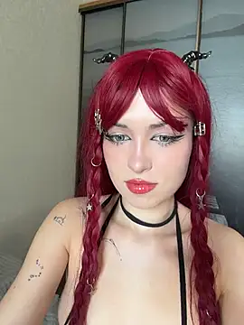 Evangeline Lawrence  online show from 03/11/26, 11:38