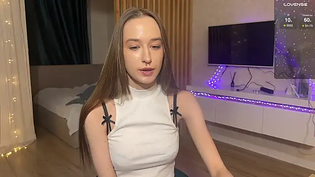 Snapshot of Sweett_Monica chatting on 12/29/24, 10:12 Sweett Monica online show from 12/29/24, 10:12