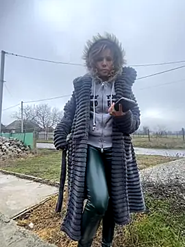 Snapshot of Anita-Smith chatting on 11/22/25, 08:46 Anita-Smith online show from 11/22/25, 08:46