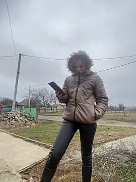 Snapshot of Anita-Smith chatting on 11/27/25, 09:22 Anita-Smith online show from 11/27/25, 09:22