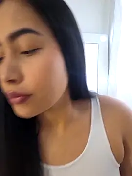 andrea osorio  online show from 12/22/25, 12:35