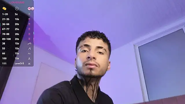 JuanCamiilo 66 online show from 11/08/25, 09:02