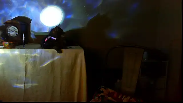 Snapshot of SexWorkerX chatting on 12/17/25, 10:05 SexWorkerX online show from 12/17/25, 10:05