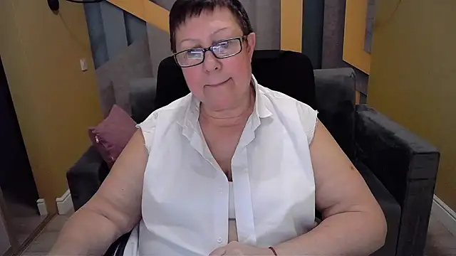 Snapshot of BarbaraTurners chatting on 01/09/25, 03:47 BarbaraTurners online show from 01/09/25, 03:47