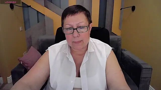 Snapshot of BarbaraTurners chatting on 01/11/25, 03:34 BarbaraTurners online show from 01/11/25, 03:34