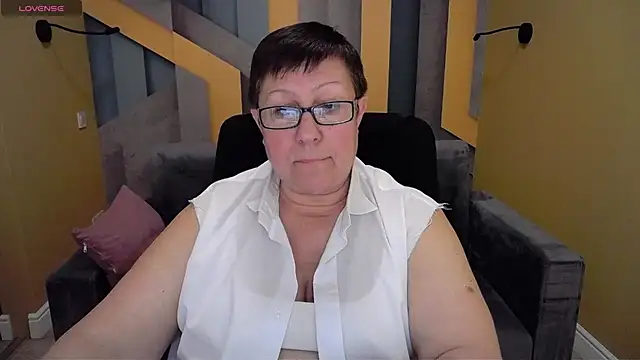 Snapshot of BarbaraTurners chatting on 01/12/25, 09:40 BarbaraTurners online show from 01/12/25, 09:40