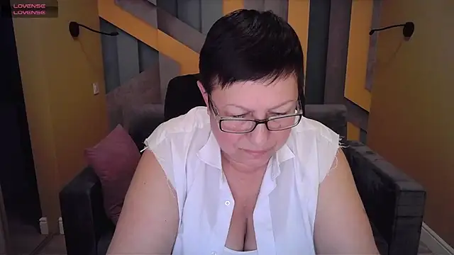 Snapshot of BarbaraTurners chatting on 02/08/25, 02:26 BarbaraTurners online show from 02/08/25, 02:26