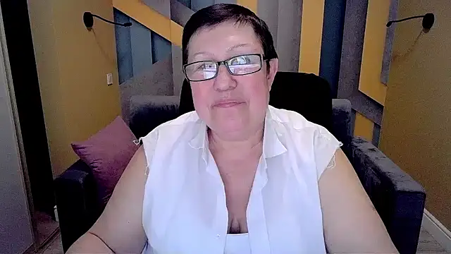 Snapshot of BarbaraTurners chatting on 02/11/25, 03:29 BarbaraTurners online show from 02/11/25, 03:29