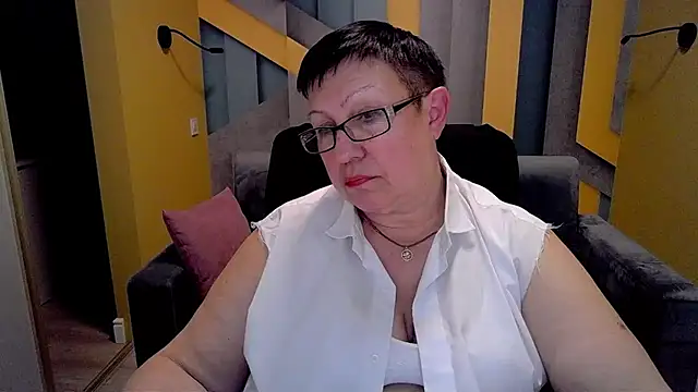 Snapshot of BarbaraTurners chatting on 03/09/25, 06:43 BarbaraTurners online show from 03/09/25, 06:43