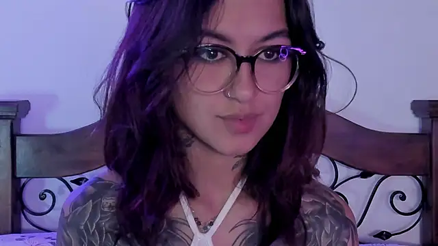 noemi foxxx online show from 01/05/25, 08:32