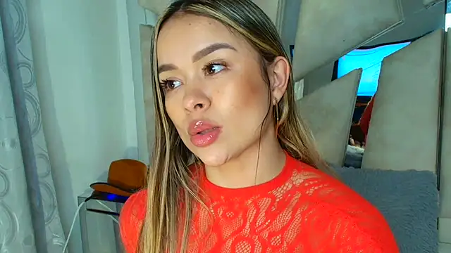 Natalyefoster online show from 05/04/26, 08:05