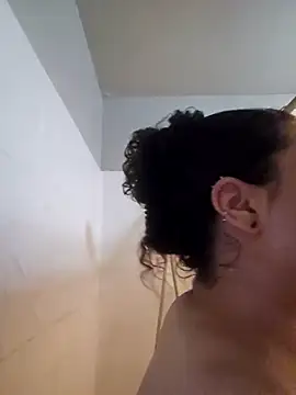 honeeyyy pot online show from 03/19/25, 03:20