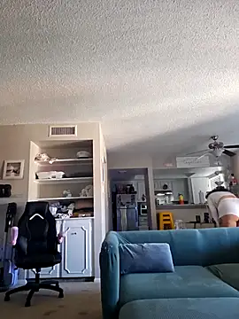 honeeyyy pot online show from 09/19/25, 04:18