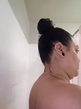 honeeyyy pot online show from 10/07/25, 04:53