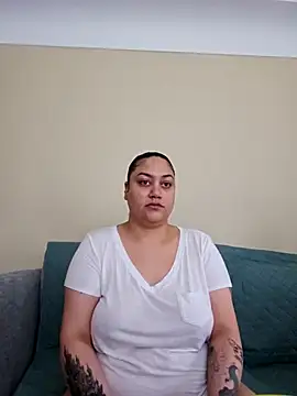 honeeyyy pot online show from 04/02/26, 07:44