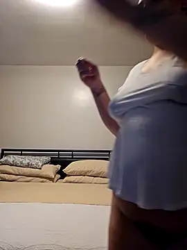 honeeyyy pot online show from 04/07/26, 05:41
