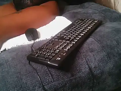 Snapshot of Rimeldany chatting on 02/11/26, 07:08 Rimeldany online show from 02/11/26, 07:08