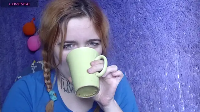 Snapshot of Yours_good_mood chatting on 10/21/25, 11:11 Yours good mood online show from 10/21/25, 11:11