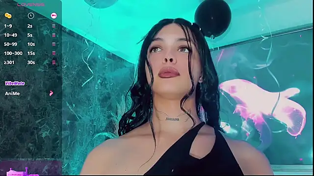 Emmaa Saenz  online show from 09/19/25, 07:58