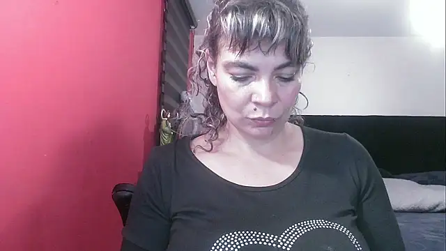 Snapshot of charlotedoll chatting on 10/07/25, 01:58 charlotedoll online show from 10/07/25, 01:58