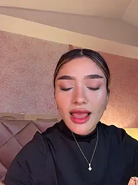 Snapshot of Arianavillada chatting on 06/27/26, 03:55 Arianavillada online show from 06/27/26, 03:55