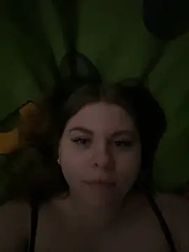 Snapshot of AbbyPleasure chatting on 12/25/24, 09:43 AbbyPleasure online show from 12/25/24, 09:43